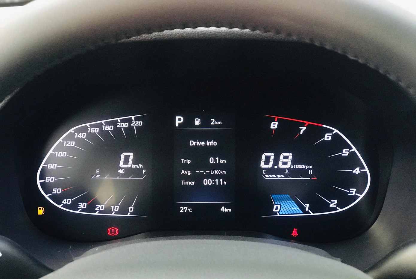 Bảng đồng hồ của Hyundai Accent.