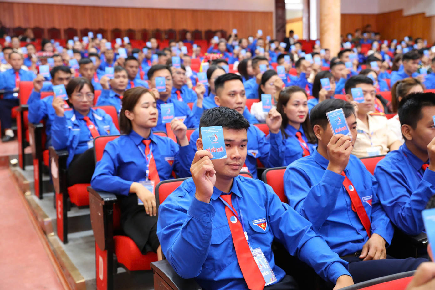 Đại biểu biểu quyết bầu đại biểu đi dự Đại hội đại biểu toàn quốc Hội LHTN Việt Nam lần thứ IX, nhiệm kỳ 2024 - 2029.