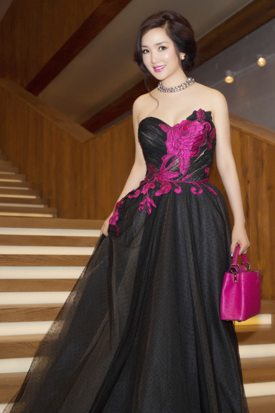 Hoa hậu đền Hùng Giáng My ra sao sau 27 năm đăng quang? ảnh 9