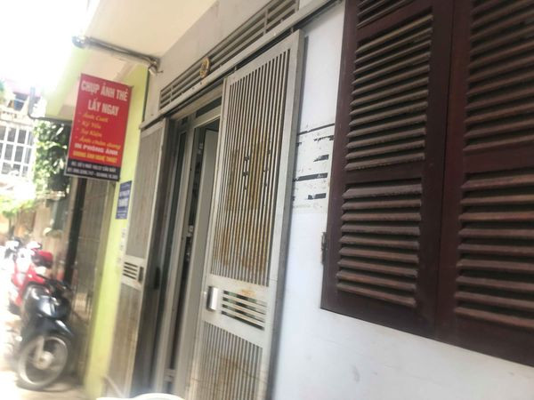 Công ty vận tải đưa đón học sinh trường Gateway 'âm thầm' dỡ biển ảnh 2