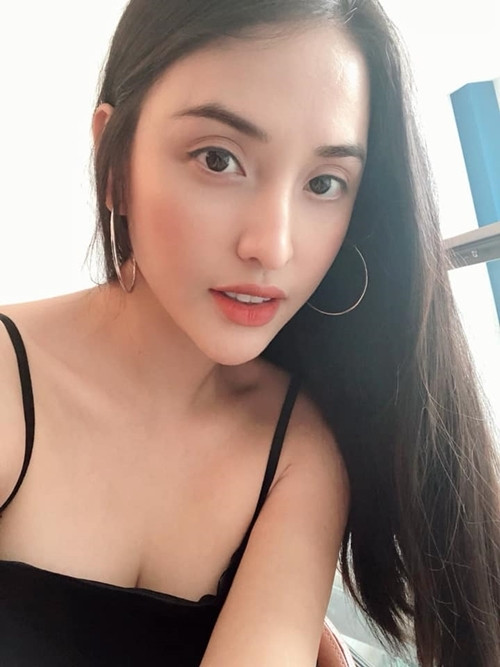 Cuộc sống của tình cũ Trấn Thành sau 1 năm theo chồng sang Đức giờ ra sao? ảnh 13