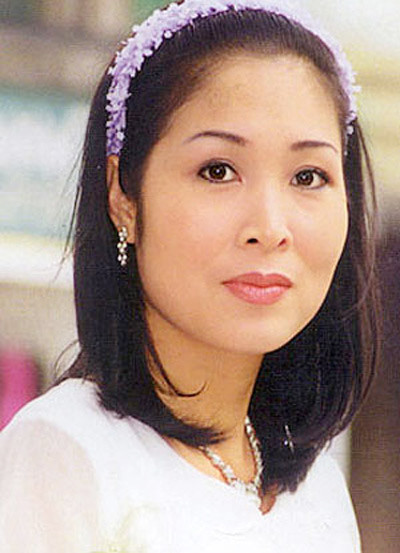 Ngỡ ngàng nhan sắc thời cao 1m65 nặng 49 kg của NSND Hồng Vân ảnh 4