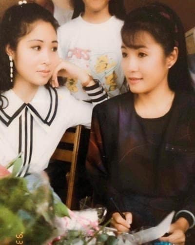 Ngỡ ngàng nhan sắc thời cao 1m65 nặng 49 kg của NSND Hồng Vân ảnh 1