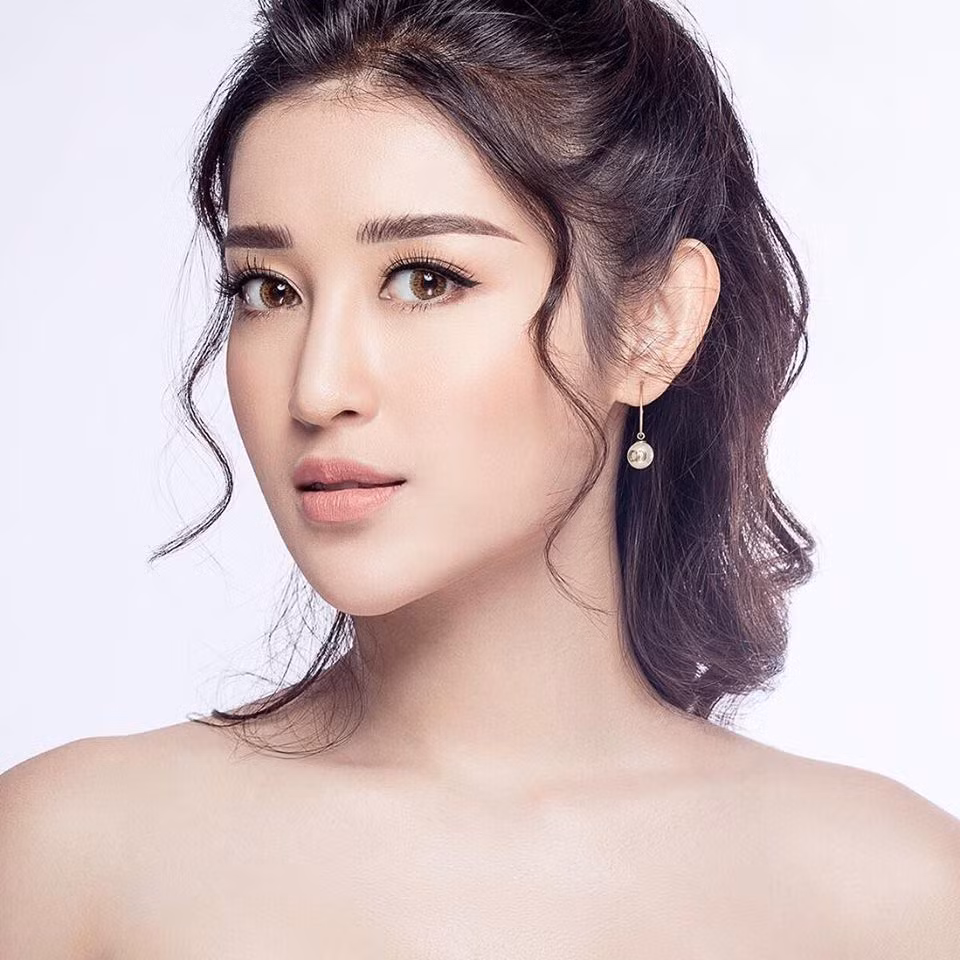 Những mỹ nhân tuổi Hợi đình đám của showbiz Việt ảnh 14