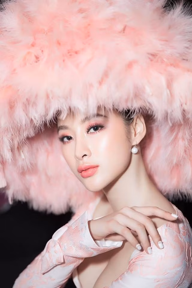 Những mỹ nhân tuổi Hợi đình đám của showbiz Việt ảnh 17