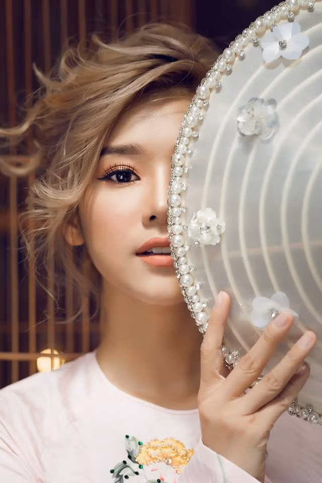 Những mỹ nhân tuổi Hợi đình đám của showbiz Việt ảnh 23