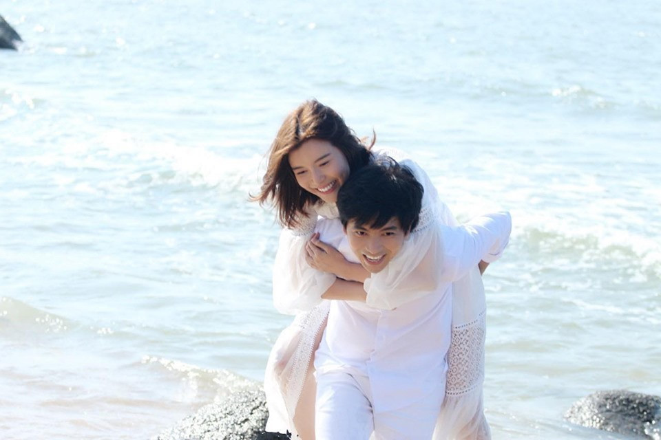 Cao Thái Hà: 'Tôi sợ khi xem lại cảnh nóng với Hứa Minh Đạt' ảnh 2