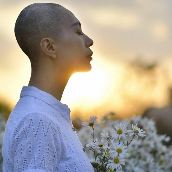 Thêm một cựu người mẫu qua đời vì ung thư ảnh 1