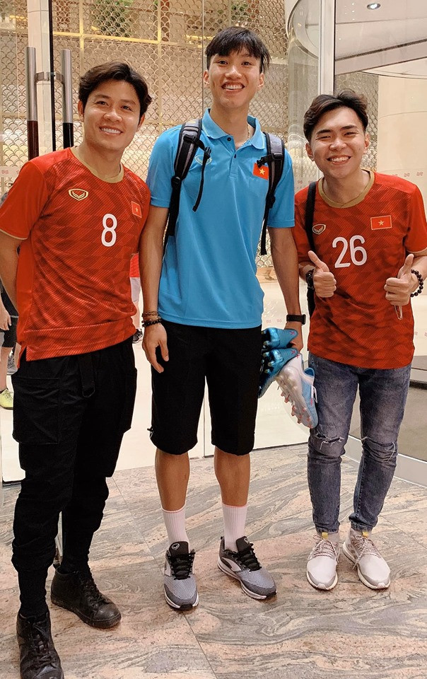 Lời chúc mừng đội tuyển Việt Nam của MC Lại Văn Sâm lại gây 'bão' ảnh 3