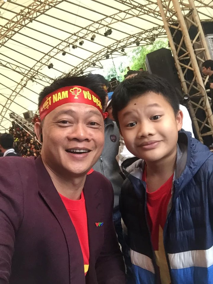 Lời chúc mừng đội tuyển Việt Nam của MC Lại Văn Sâm lại gây 'bão' ảnh 13