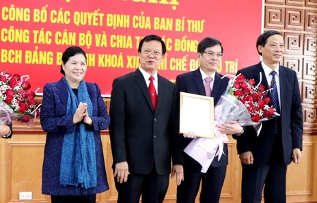 Bộ Chính trị, Ban Bí thư điều động 4 lãnh đạo tỉnh về Trung ương ảnh 3