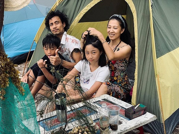 Showbiz 18/8: Goo Hye Sun gây 'sốc' vì tuyên bố ly hôn chồng trẻ sau 3 năm cưới ảnh 4