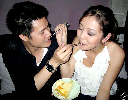 Những 'bóng hồng' từng gắn bó với ca sĩ Quang Dũng ảnh 7