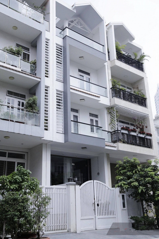 Trường Giang tiết lộ khối tài sản 'khủng' của Hari Won - Trấn Thành ảnh 2