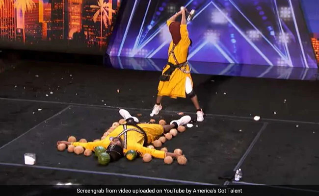 'America’s Got Talent' xuất hiện tiết mục phải có 'thần kinh thép' mới dám xem ảnh 3