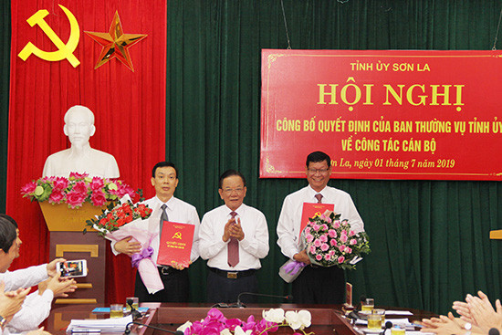 Kiện toàn nhân sự 10 địa phương ảnh 6