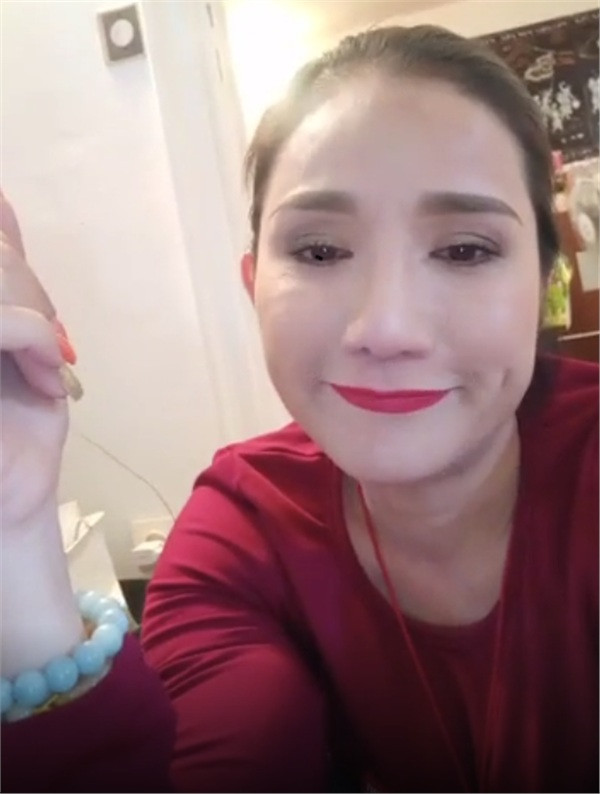 Cát Tường bật khóc, chia sẻ bị cắt hợp đồng dẫn 'Bạn muốn hẹn hò' ảnh 3