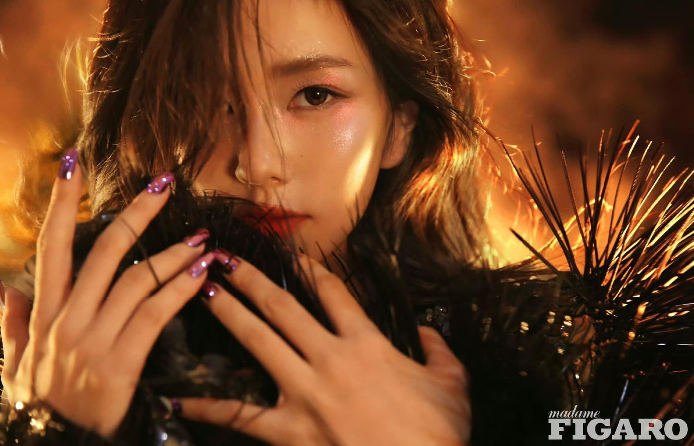 Những bức ảnh cận mặt của Bạch Lộc được Cnet khen rất có thần.