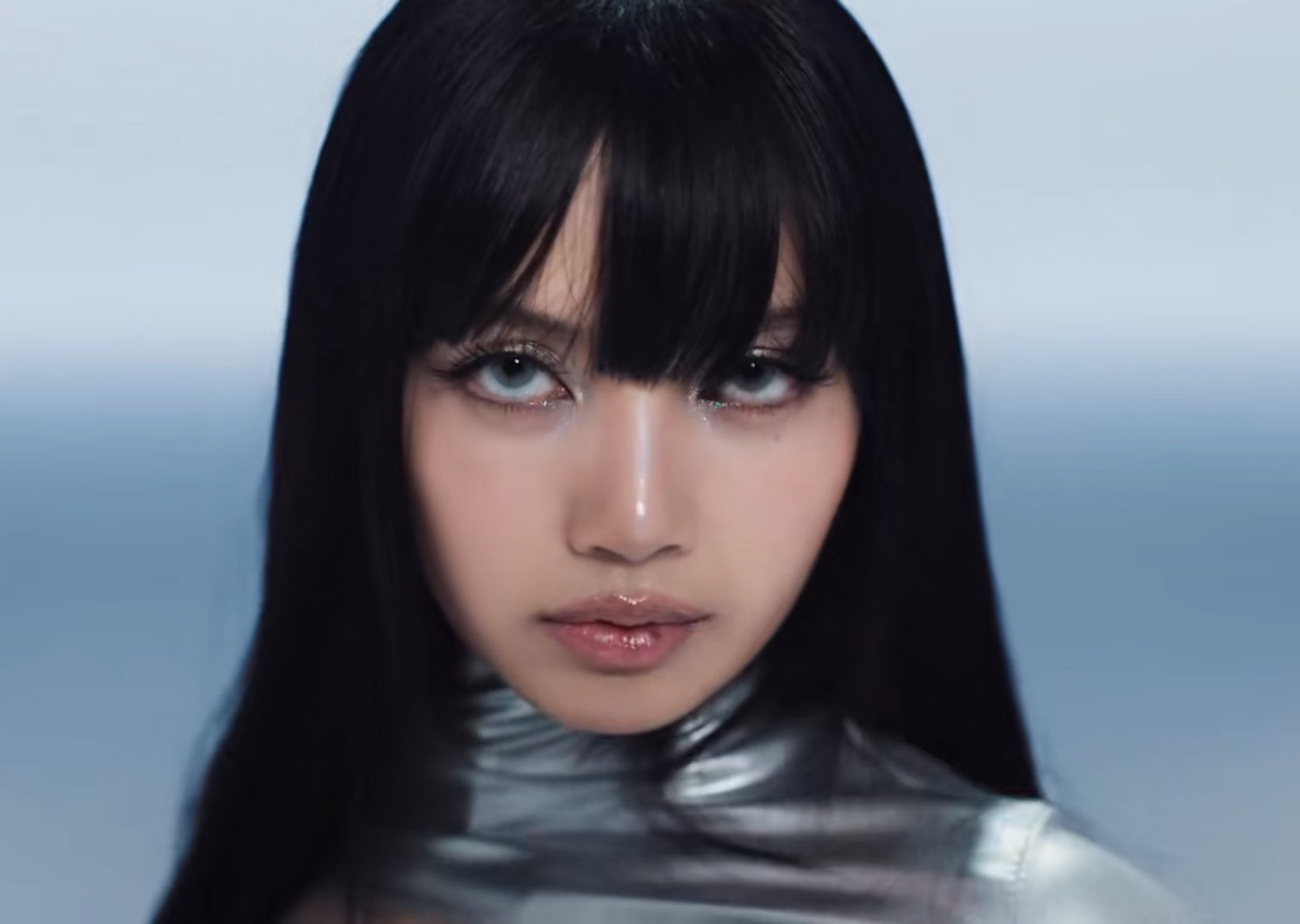 Tính sương sương tất cả, số tiền Lisa chi cho ROCKSTAR phải lên tới hàng tỷ đồng. Tính sương sương tất cả, số tiền Lisa chi cho ROCKSTAR phải lên tới hàng tỷ đồng.