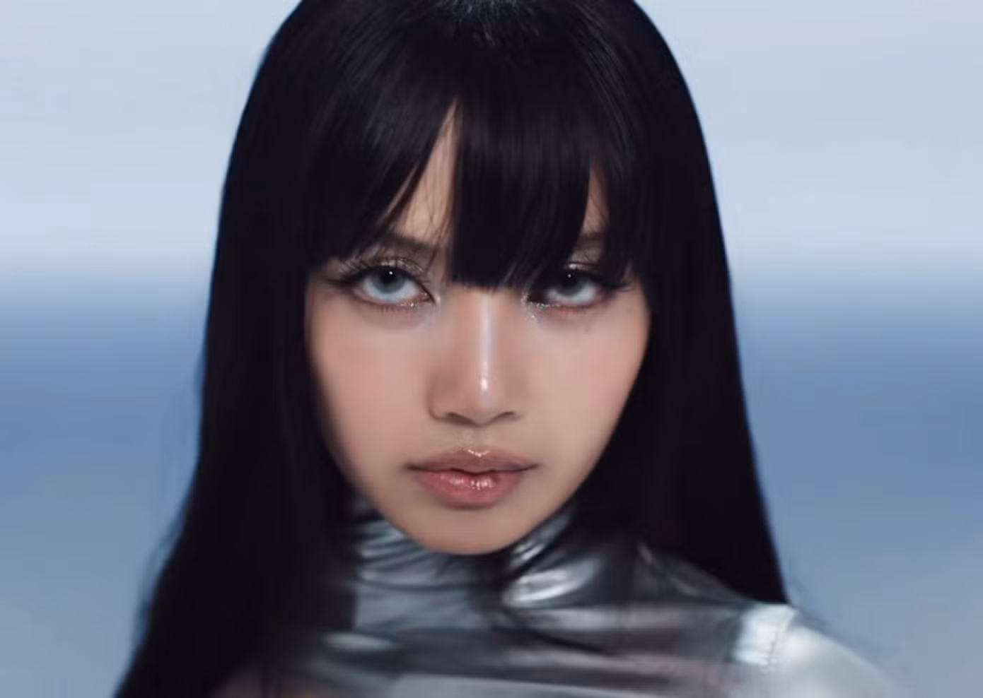 Tính sương sương tất cả, số tiền Lisa chi cho ROCKSTAR phải lên tới hàng tỷ đồng. Tính sương sương tất cả, số tiền Lisa chi cho ROCKSTAR phải lên tới hàng tỷ đồng.
