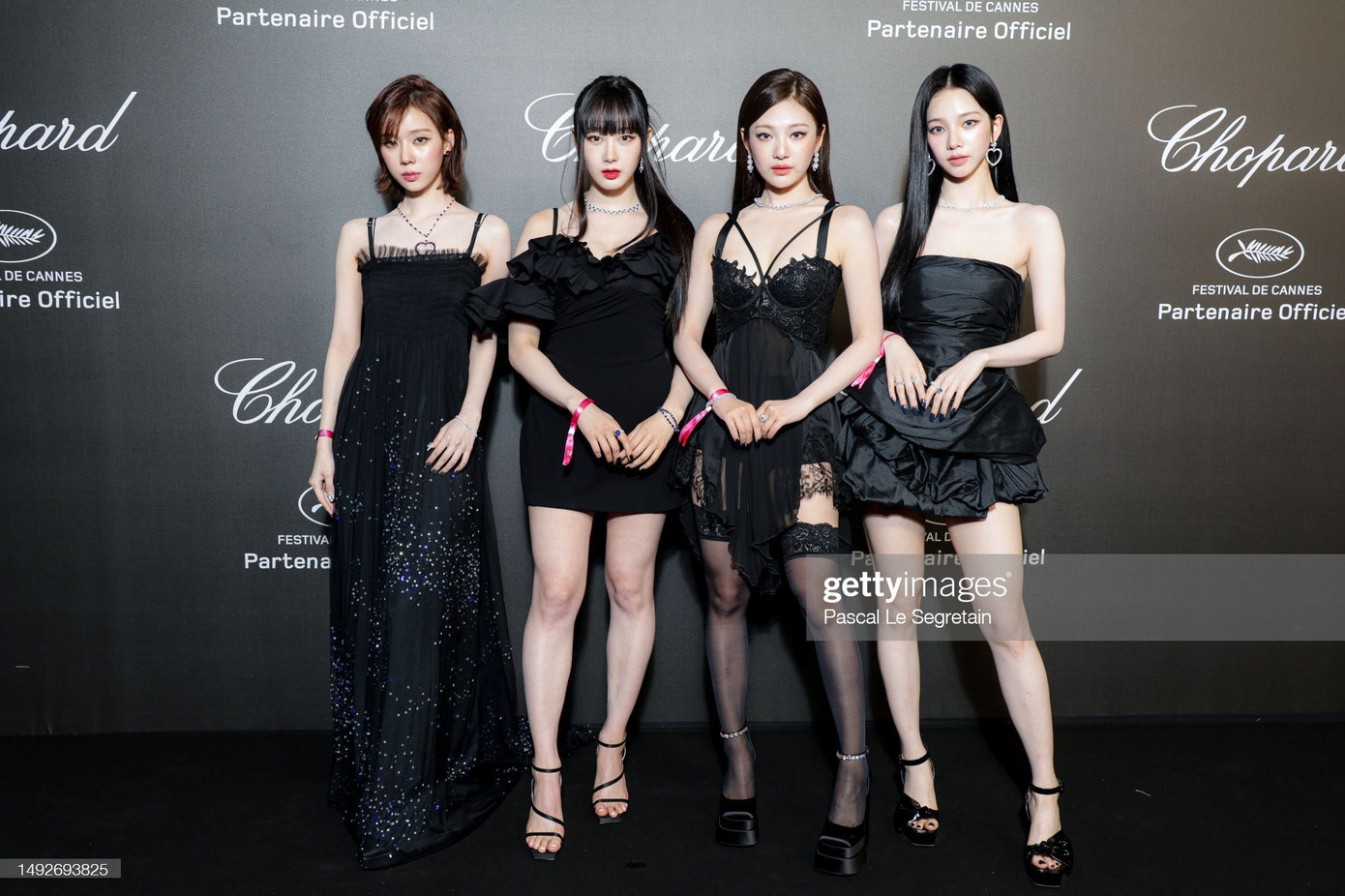 aespa "thả dáng" xinh đẹp tại thảm đen. - Nguồn: gettyimages aespa "thả dáng" xinh đẹp tại thảm đen. - Nguồn: gettyimages