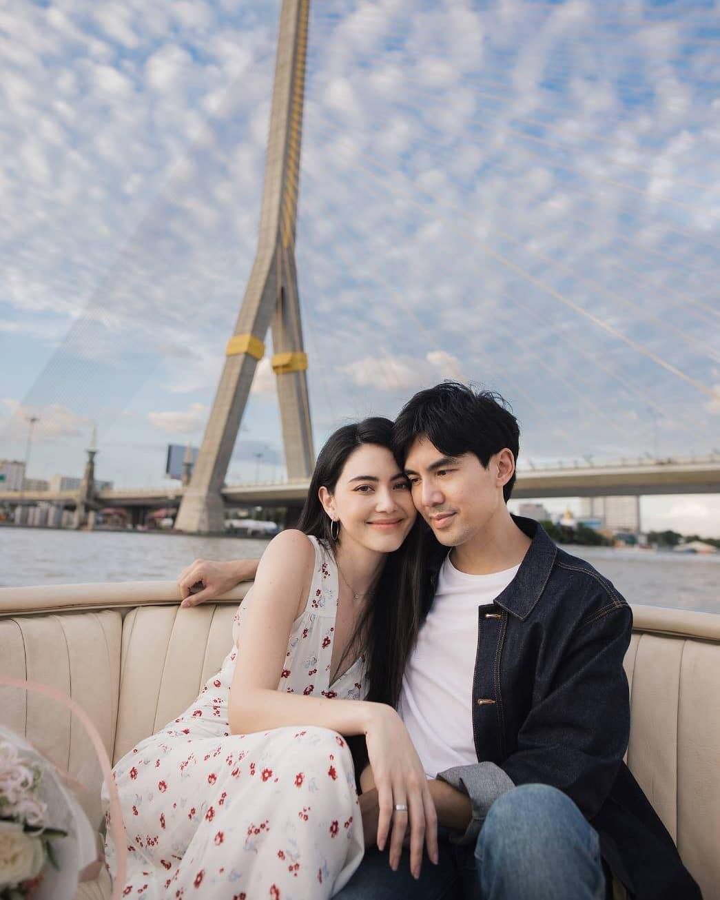 Bất chấp những điều tiếng ban đầu, cả hai diễn viên bên nhau bền chặt và giờ đây sắp bước vào lễ đường.