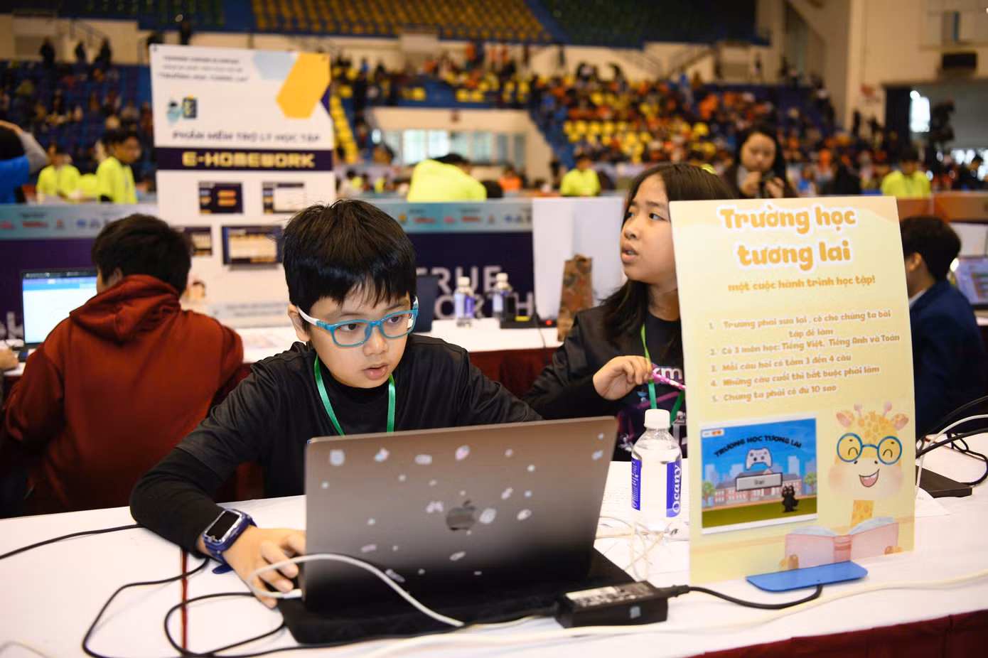 Giải đấu thu hút sự quan tâm lớn của công chúng khi lấy chủ đề "Trường học tương lai".