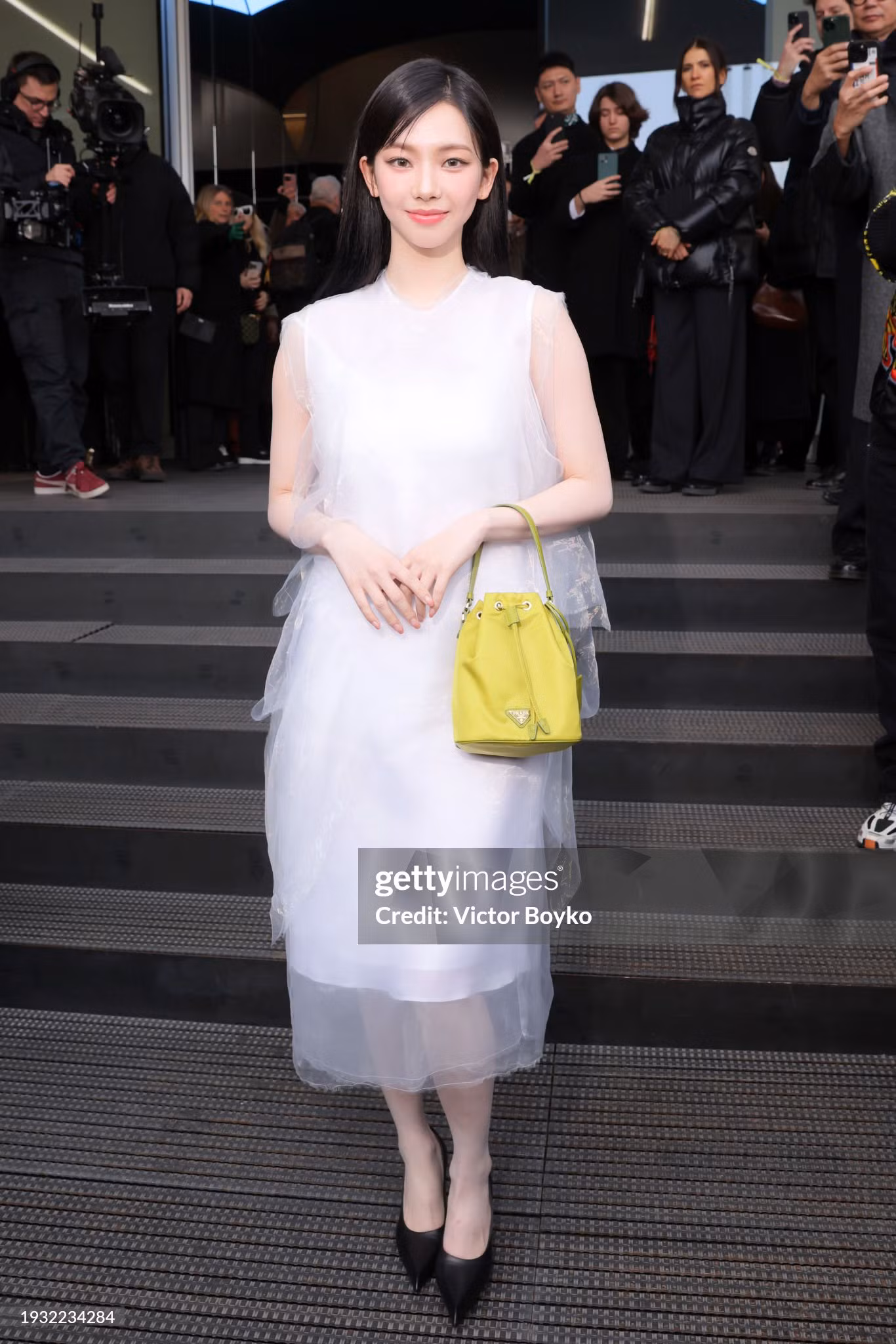 Nhan sắc không hề bị lu mờ của Karina qua ống kính của "hung thần" Getty Images.