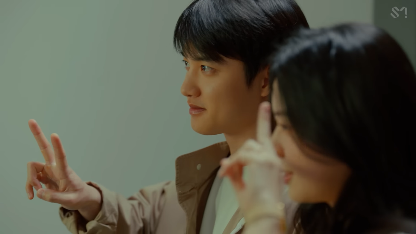 Hay buổi đi chơi đầu tiên với crush cũng thuần khiết và đáng yêu như một thước phim thanh xuân vườn trường, nơi hai nhân vật tình cờ gặp gỡ và ngày càng gần gũi nhau hơn. Hay buổi đi chơi đầu tiên với crush cũng thuần khiết và đáng yêu như một thước phim thanh xuân vườn trường, nơi hai nhân vật tình cờ gặp gỡ và ngày càng gần gũi nhau hơn.