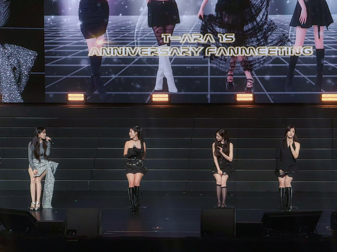 4 mảnh ghép của T-ara tái hợp trong dịp đặc biệt này. 4 mảnh ghép của T-ara tái hợp trong dịp đặc biệt này.