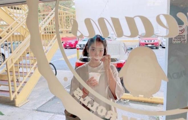 Người đẹp sinh năm 1990 được chồng “tháp tùng” đến nhiều địa điểm vui chơi, du lịch để nghỉ dưỡng và bồi bổ cho đứa con đầu lòng.