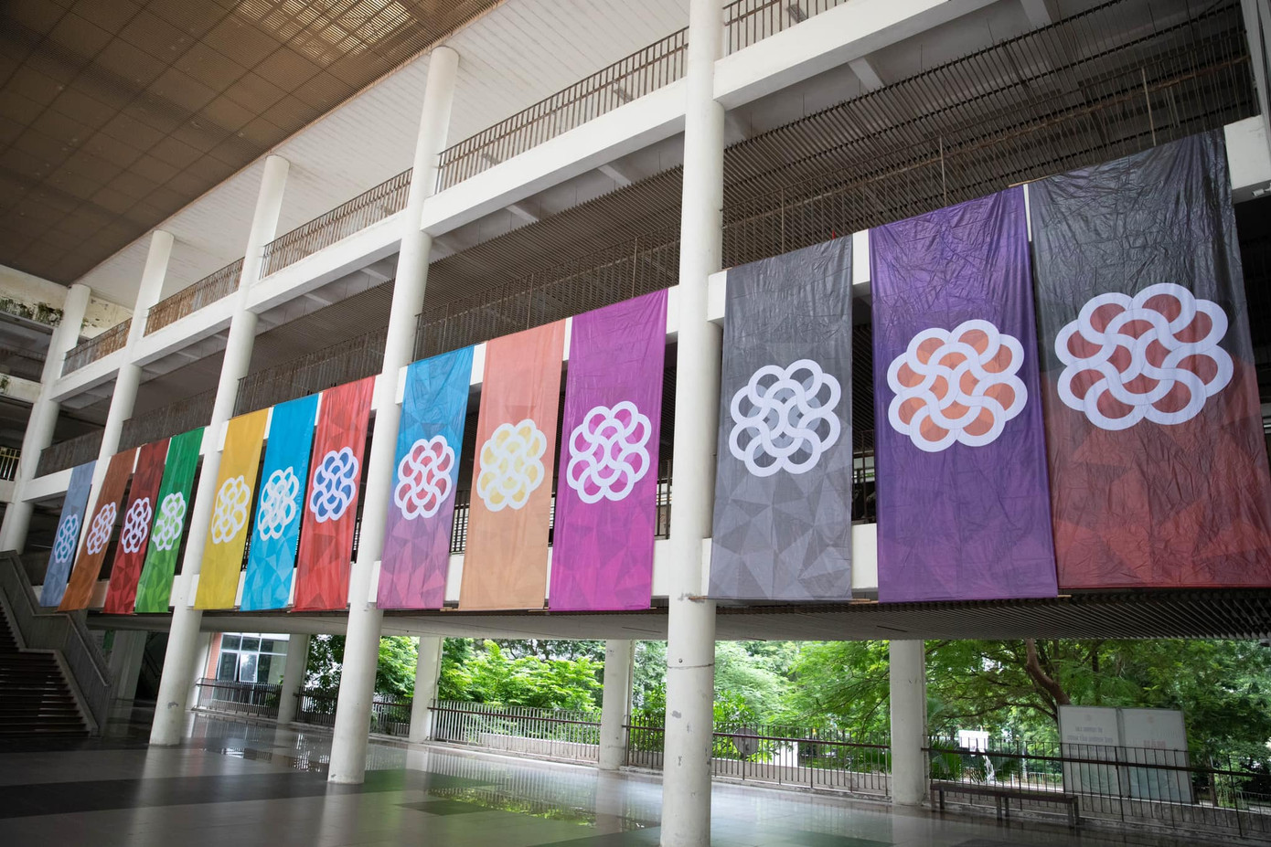 Nguồn ảnh: Fanpage Ams Media, THPT chuyên Hà Nội - Amsterdam. Nguồn ảnh: Fanpage Ams Media, THPT chuyên Hà Nội - Amsterdam.