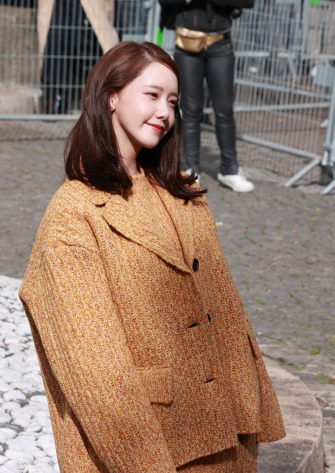 Góc nghiêng &quot;mười điểm không có nhưng&quot; của Yoona.