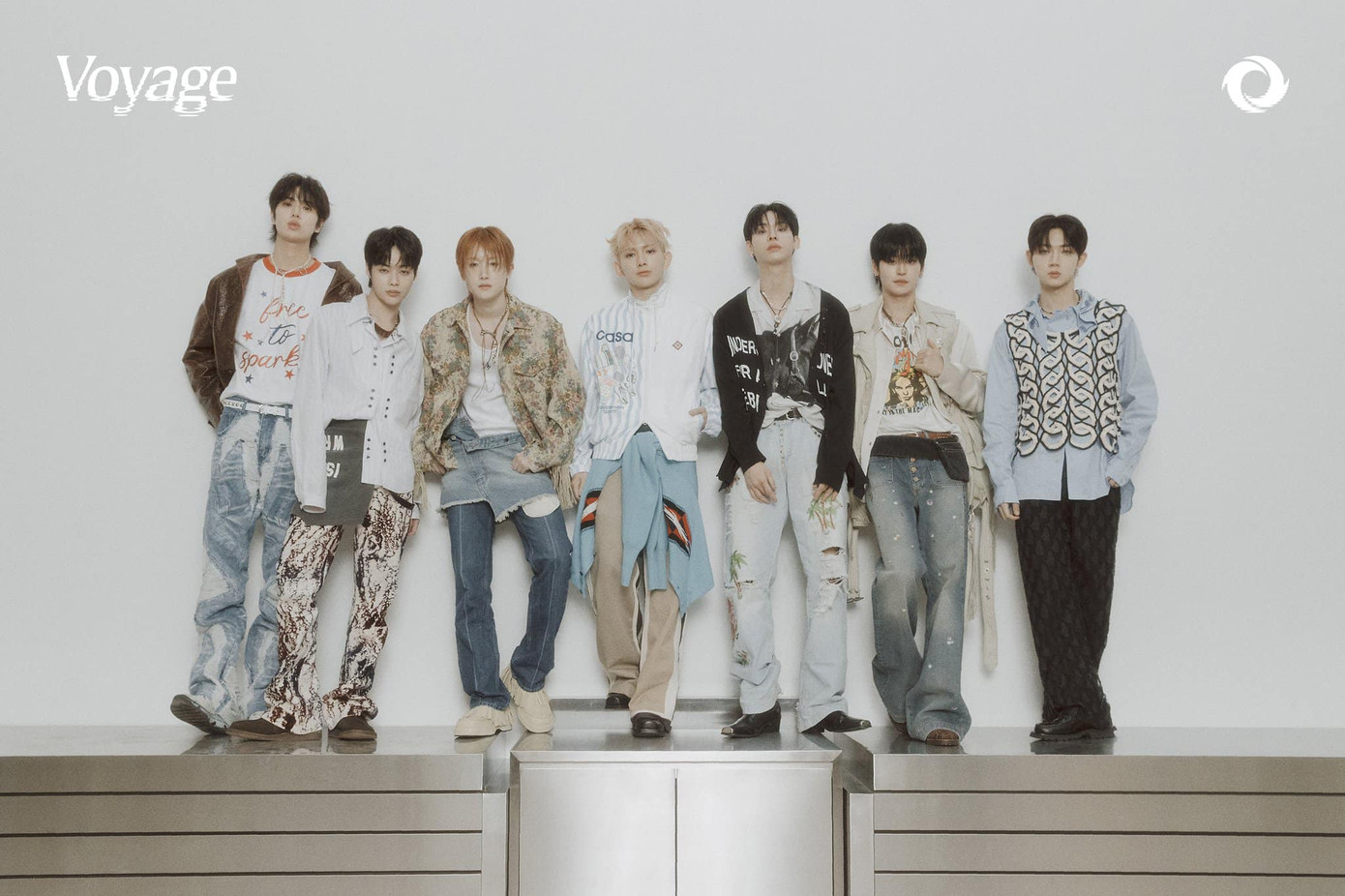 Người hâm mộ hy vọng rằng Hwarang cùng nhóm sẽ có màn trở lại bứt phá hơn sau chấn thương vai của anh chàng. Người hâm mộ hy vọng rằng Hwarang cùng nhóm sẽ có màn trở lại bứt phá hơn sau chấn thương vai của anh chàng.