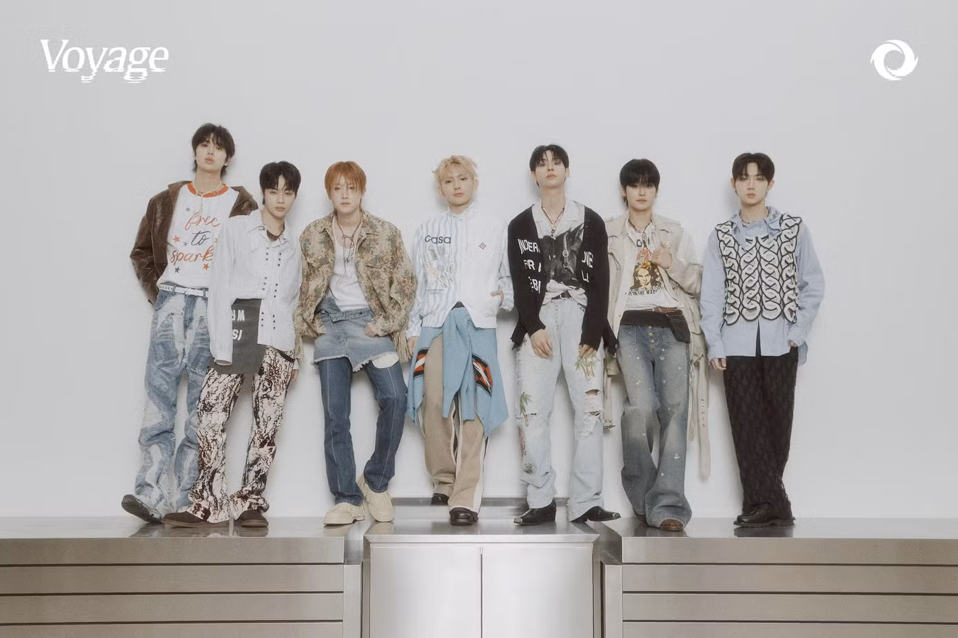 Người hâm mộ hy vọng rằng Hwarang cùng nhóm sẽ có màn trở lại bứt phá hơn sau chấn thương vai của anh chàng.