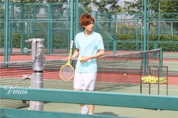 Vai diễn đầu tay của Lý Dịch Phong trong bộ phim Hoàng Tử Tennis. Vai diễn đầu tay của Lý Dịch Phong trong bộ phim Hoàng Tử Tennis.