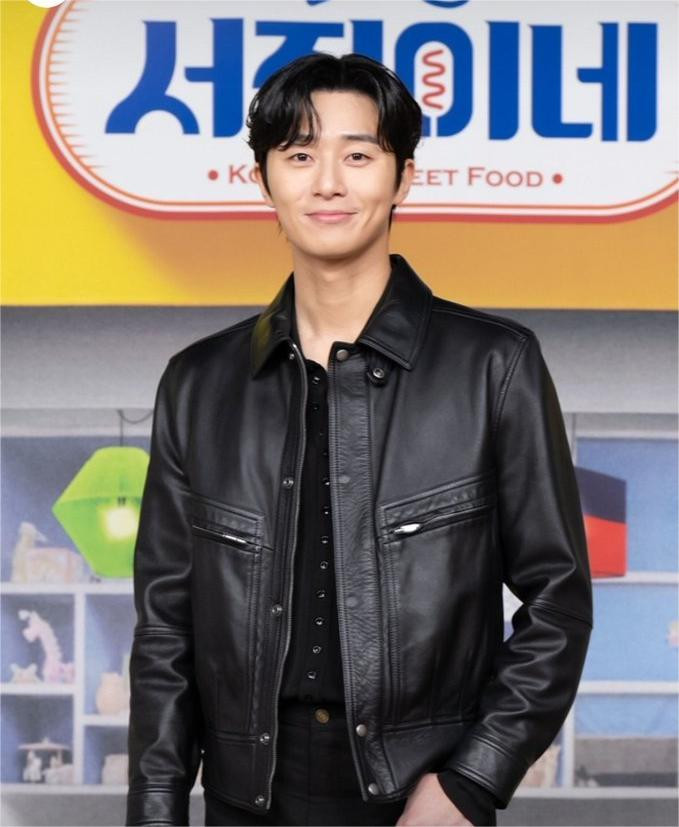 Có cư dân mạng cho biết Park Seo Joon cũng có mặt tại sự kiện.