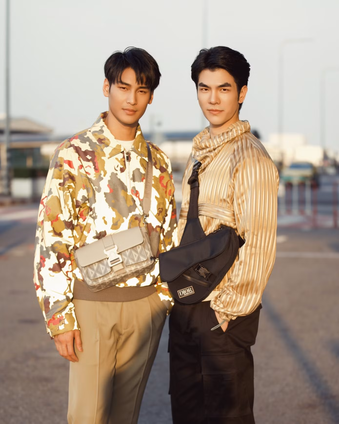 Trở thành tân Đại sứ tại Thái Lan của Dior, cặp đôi được nhận xét là hiểu phong cách cũng như khí chất thời gian tỏa ra đúng với tinh thần của nhà mốt.