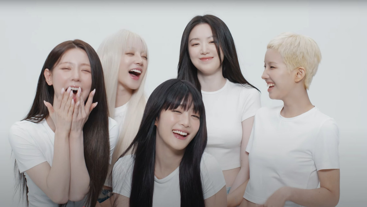 Trưởng nhóm Soyeon chia sẻ album này mang tới concept hoàn toàn mới mà i-dle chưa từng thể hiện trước đây. Trưởng nhóm Soyeon chia sẻ album này mang tới concept hoàn toàn mới mà i-dle chưa từng thể hiện trước đây.