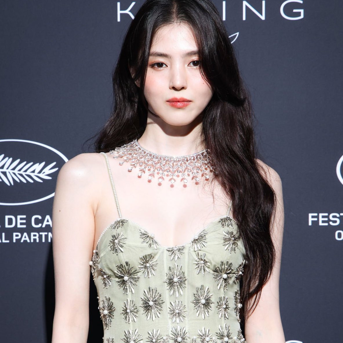 Cận cảnh nhan sắc cùng làn da đẹp không tì vết của nữ diễn viên phim Nevertheless.