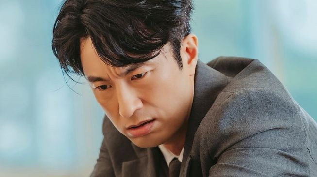 Kim Byung Chul nhận được nhiều sự chú ý nhờ thành công của bộ phim Bác sĩ Cha.