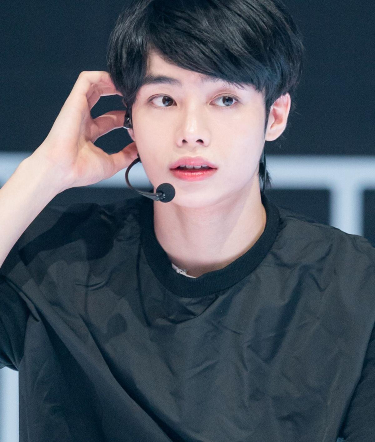 Từ show sống còn I-LAND…