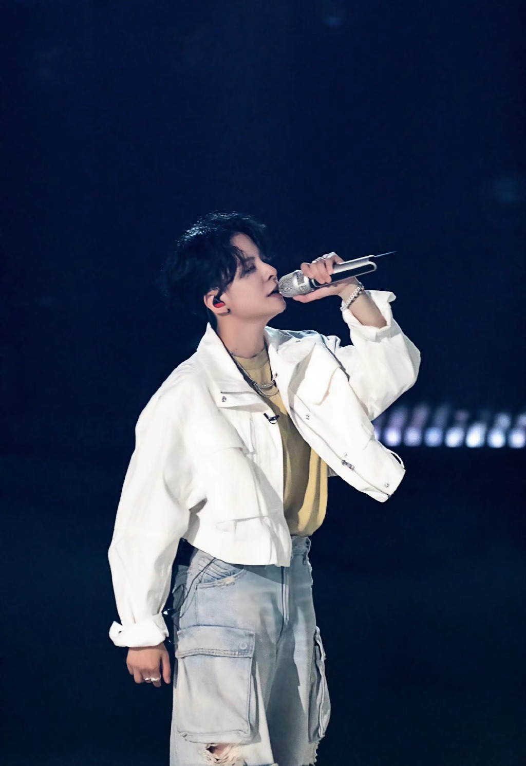 Phong cách tomboy cá tính giúp Amber luôn nổi bật giữa dàn tỷ tỷ của Đạp Gió 2023. Phong cách tomboy cá tính giúp Amber luôn nổi bật giữa dàn tỷ tỷ của Đạp Gió 2023.