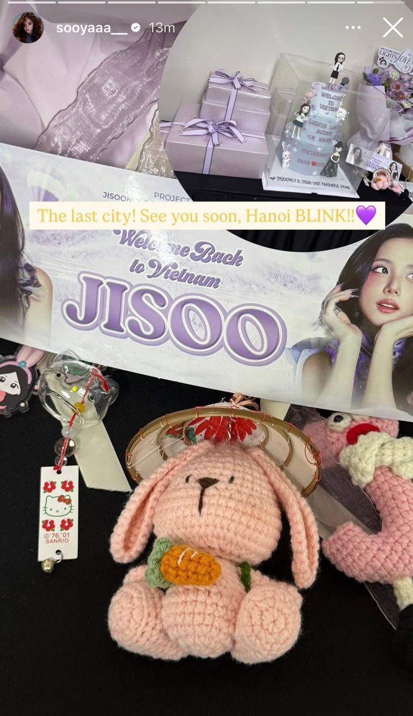 Nữ thần tượng sinh năm 1995 không quên khoe quà của fan Việt lên Instagram.