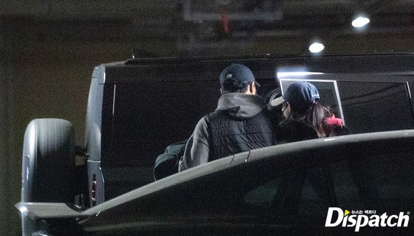 Buổi hẹn hò của cặp đôi được Dispatch chụp lại. Buổi hẹn hò của cặp đôi được Dispatch chụp lại.