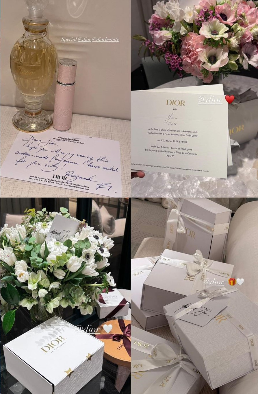 Jisoo đăng tải những món quà mà Dior gửi tặng lên trang Instagram cá nhân. Jisoo đăng tải những món quà mà Dior gửi tặng lên trang Instagram cá nhân.
