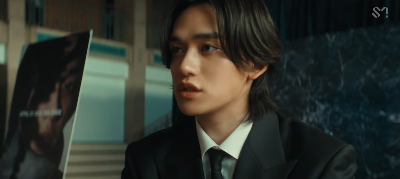 Lucas không được lòng netizen khi tiếp tục tỏ ra thách thức dư luận trong lần trở lại này.