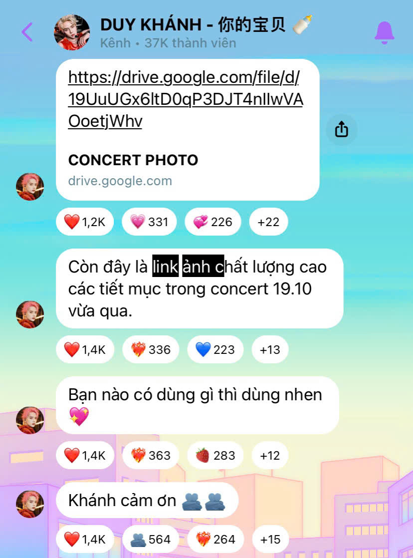 Nhiều nghệ sĩ Việt thậm chí còn chủ động chia sẻ link ảnh riêng, giúp fan dễ dàng tải ảnh chất lượng cao của thần tượng.