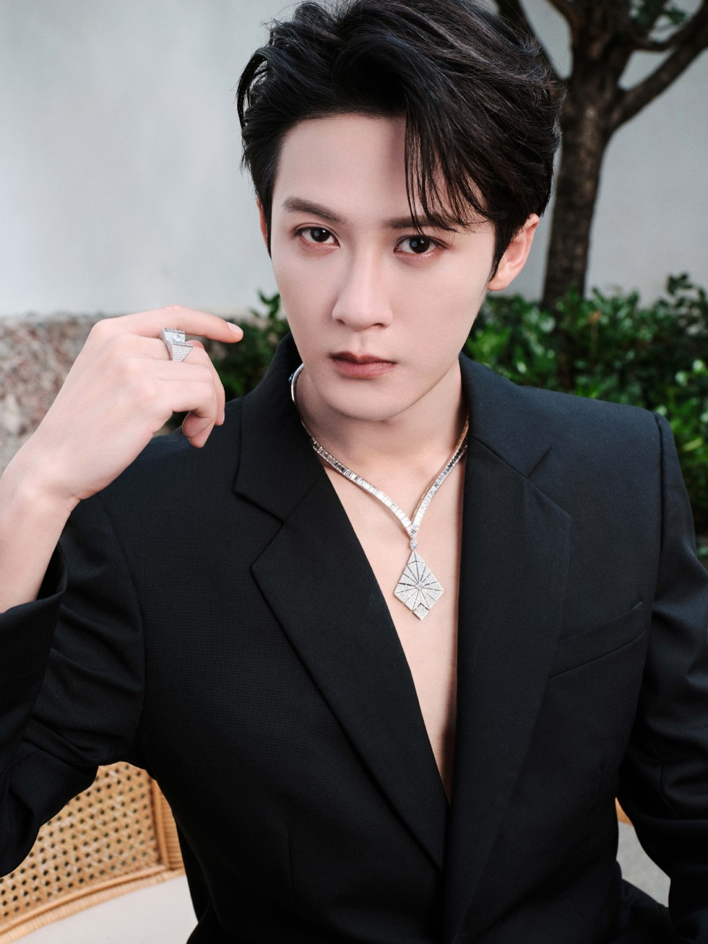 Hình ảnh Đàn Kiện Thứ do thương hiệu nói trên đăng tải. Hình ảnh Đàn Kiện Thứ do thương hiệu nói trên đăng tải.