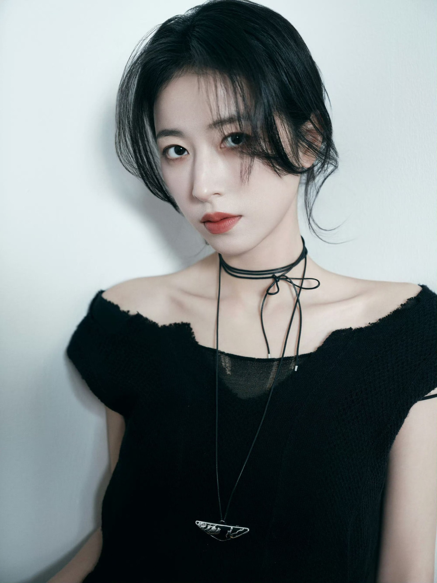 Lời xin lỗi của nữ diễn viên ngay lập tức lên hot search tại Trung Quốc.